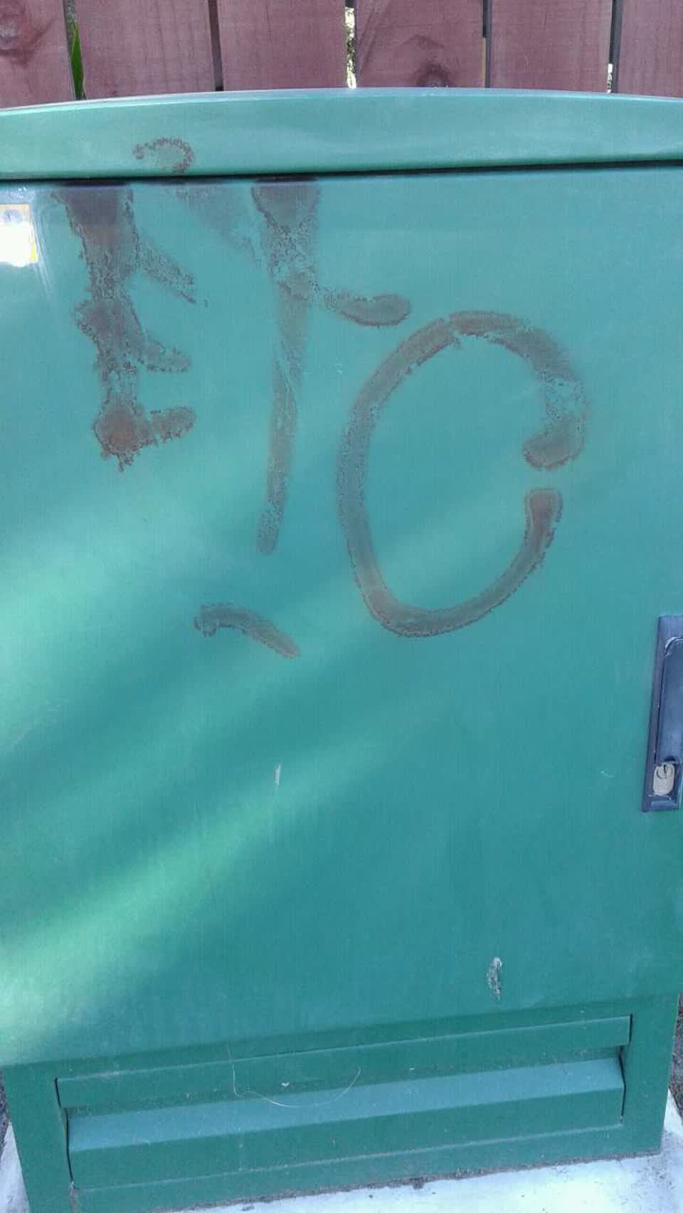 The photograph attached to this graffiti report