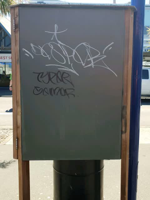 Graffiti, a report photo
