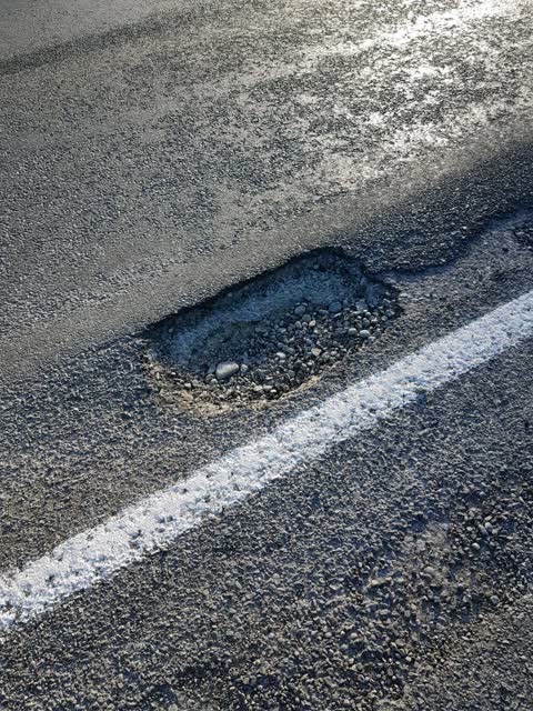 Roading/Streets, a report photo