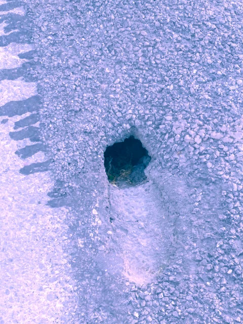 The photograph attached to this roading/streets report