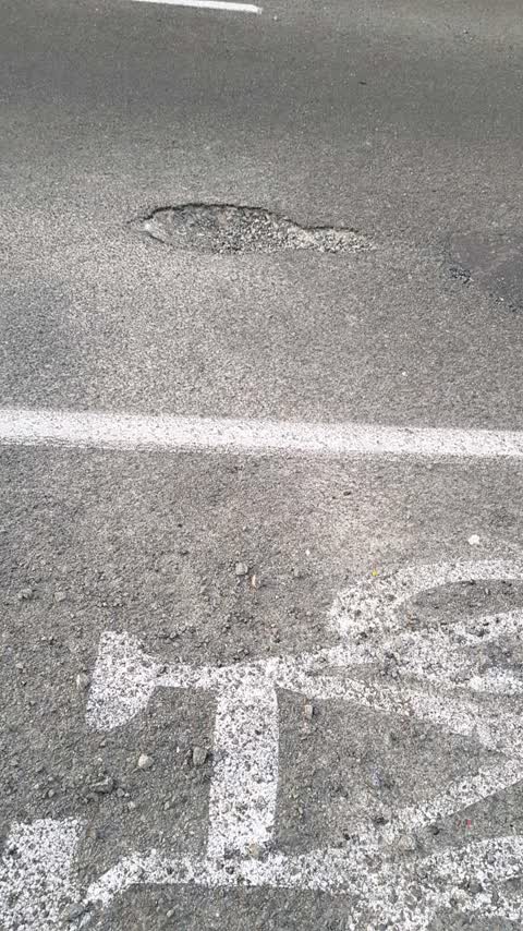 Roading/Streets, a report photo