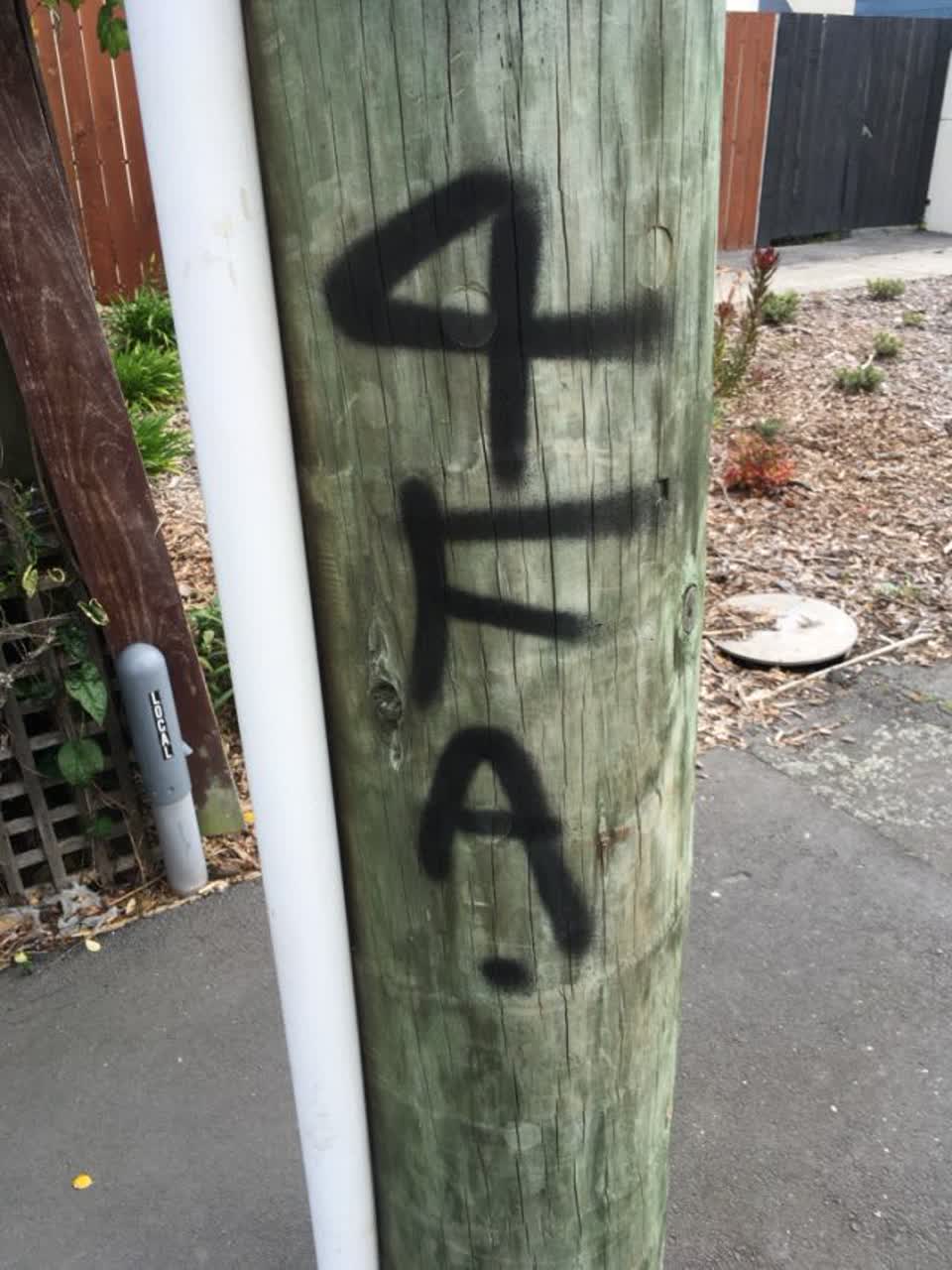 The photograph attached to this graffiti report