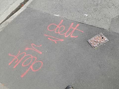 Graffiti, a report photo