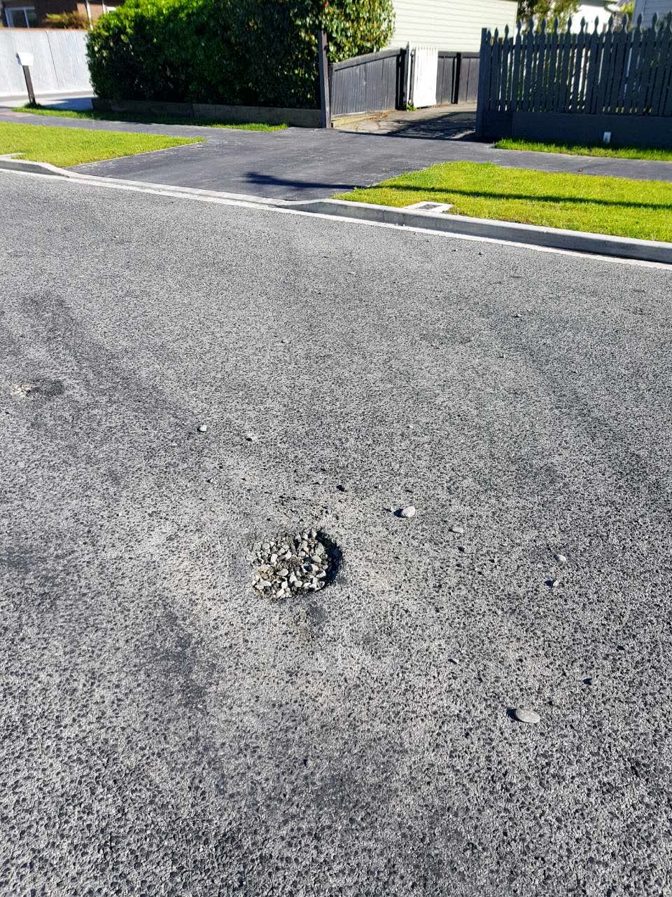 The photograph attached to this roading/streets report
