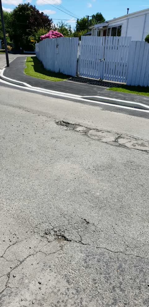 Roading/Streets, a report photo