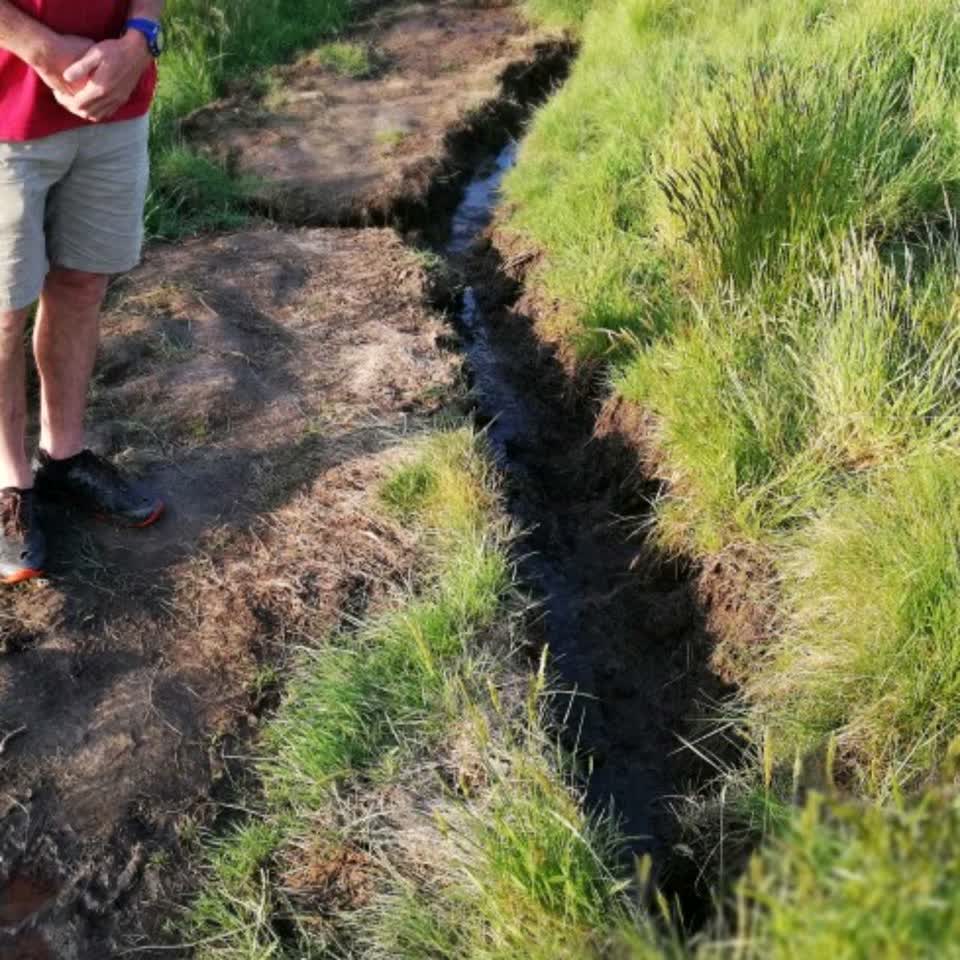 The photograph attached to this water supply report