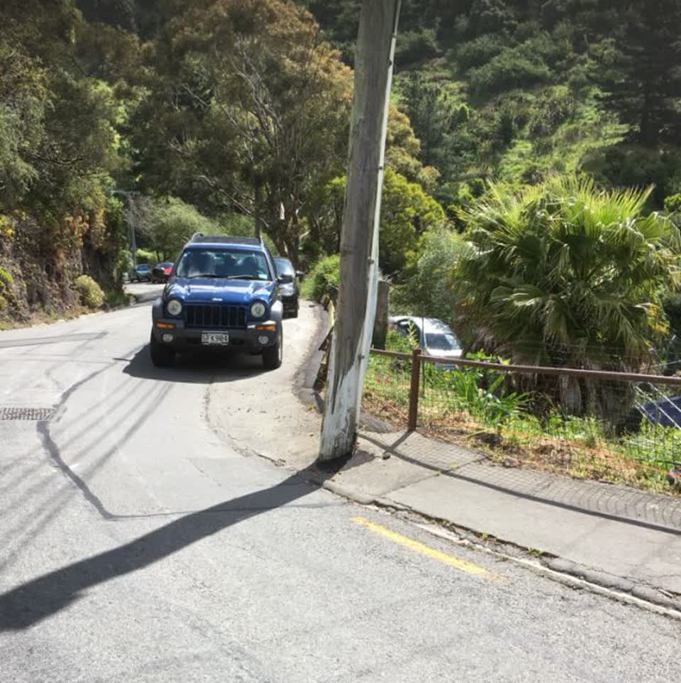 The photograph attached to this roading/streets report