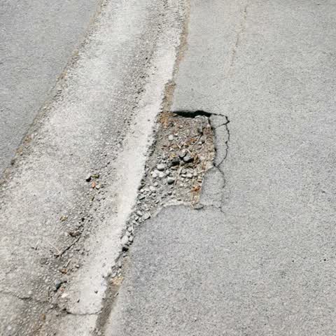 Roading/Streets, a report photo