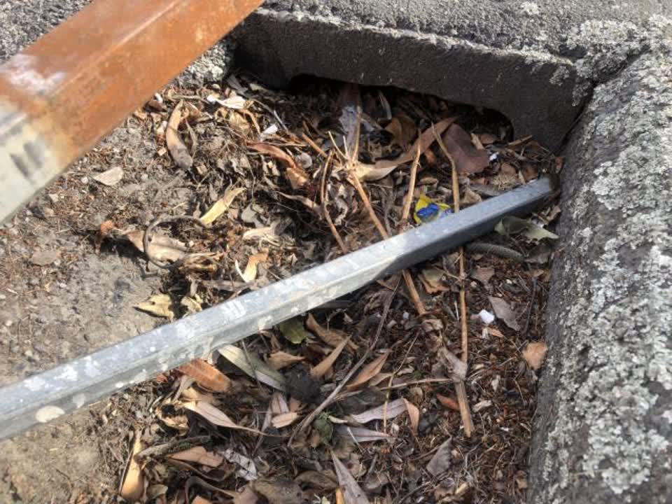 The photograph attached to this roading/streets report