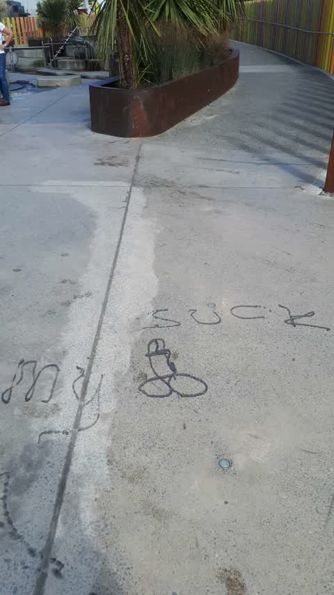 Graffiti, a report photo