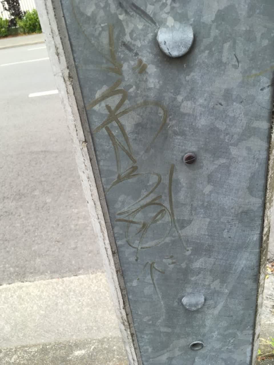 The photograph attached to this graffiti report