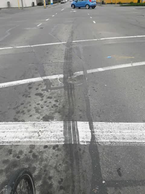 Roading/Streets, a report photo