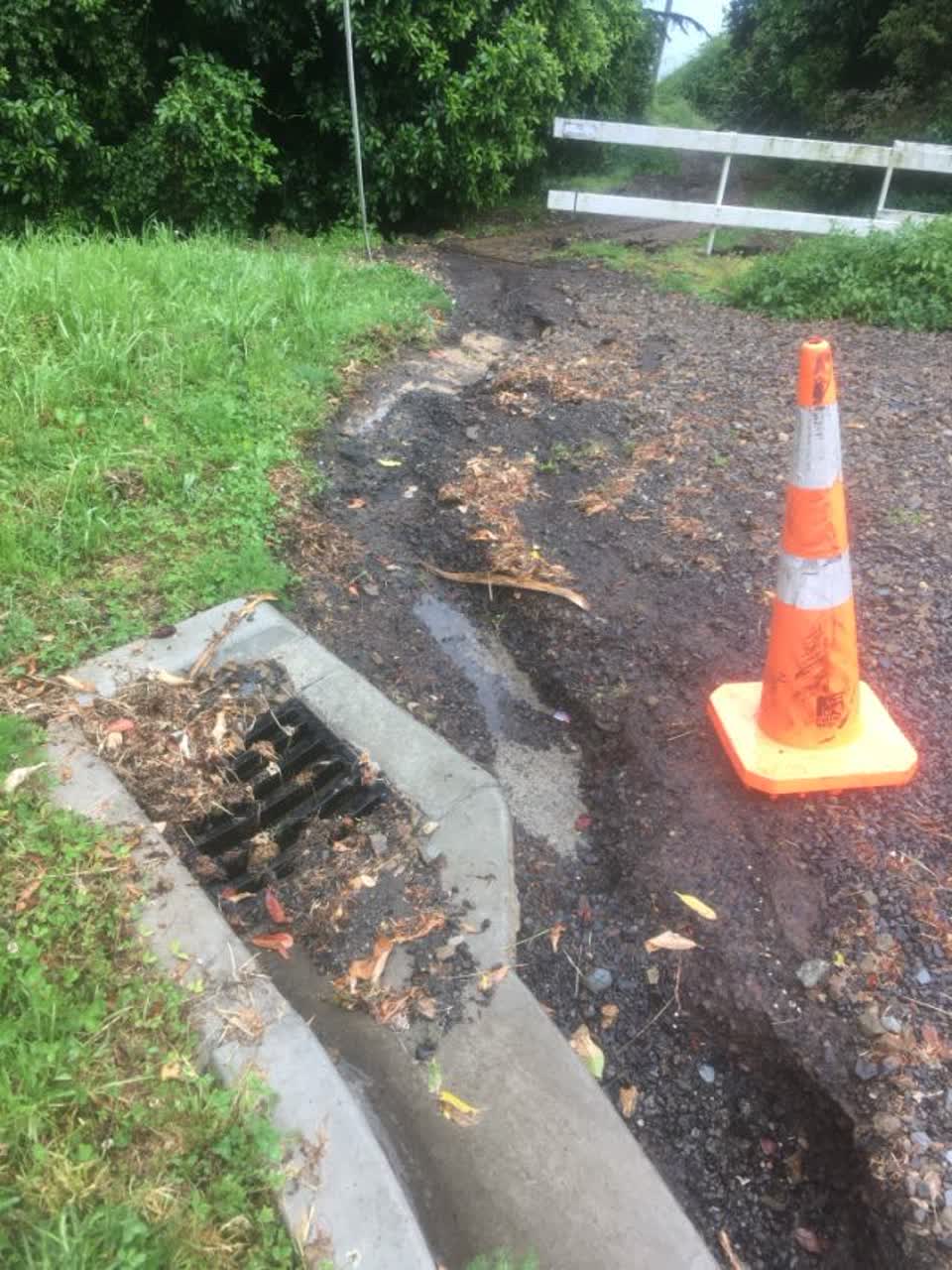 The photograph attached to this roading/streets report