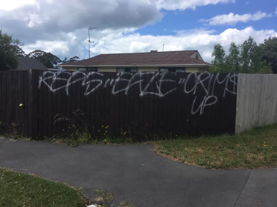 The photograph attached to this graffiti report