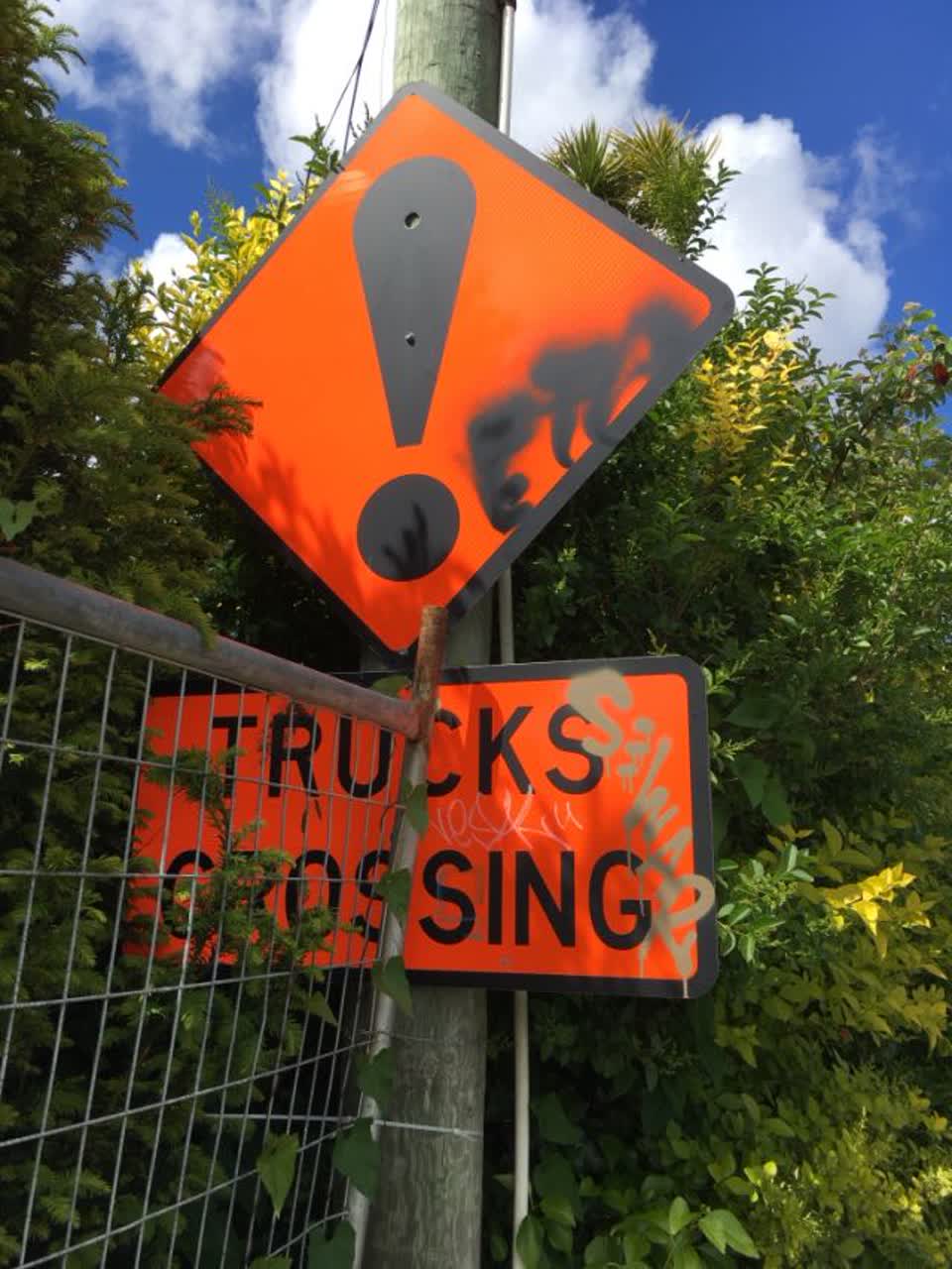 The photograph attached to this roading/streets report