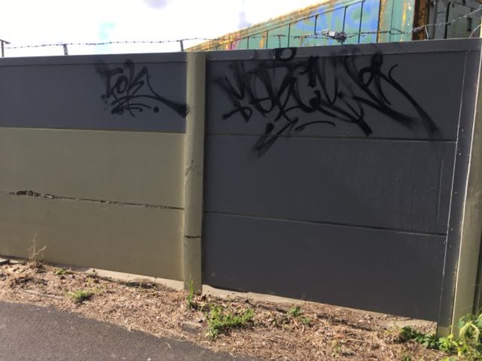 The photograph attached to this graffiti report