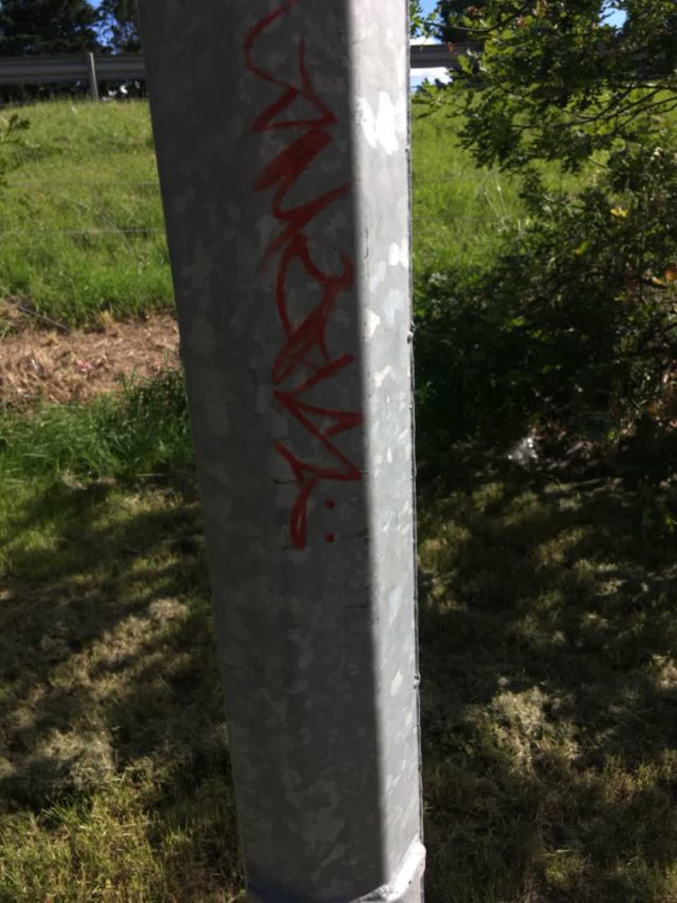 The photograph attached to this graffiti report