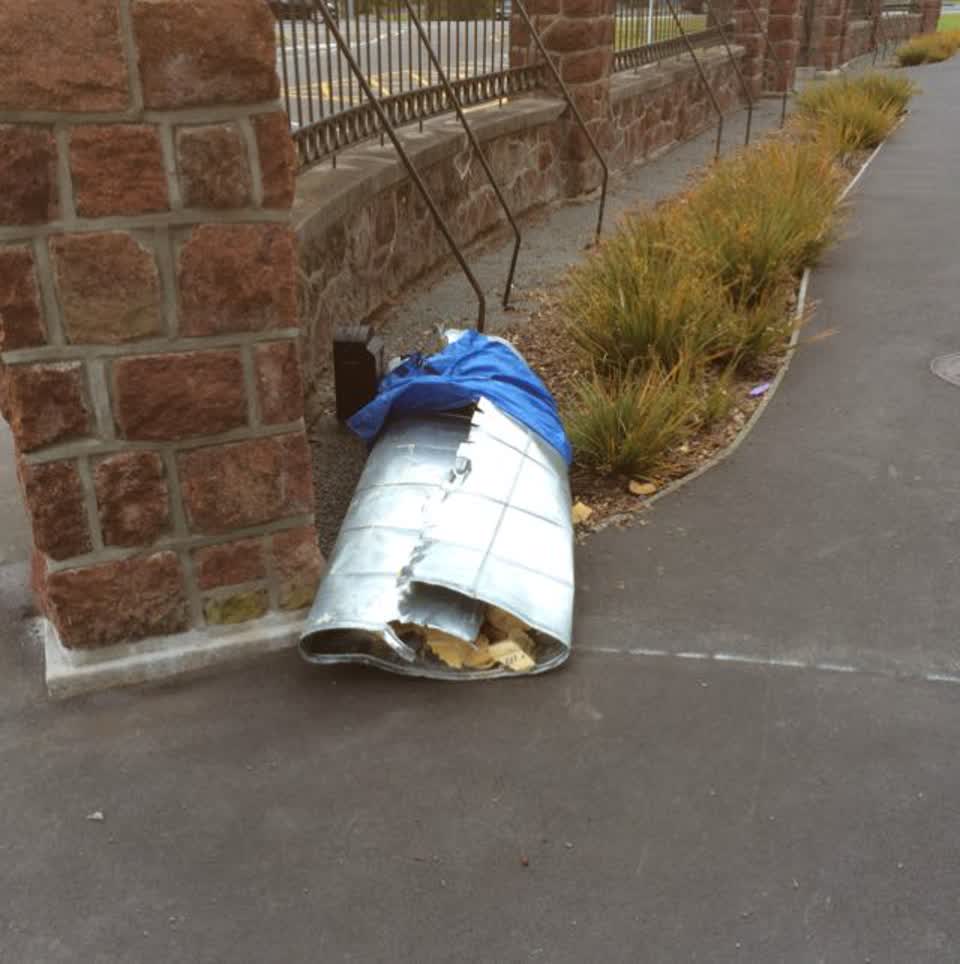 The photograph attached to this rubbish/recycling report