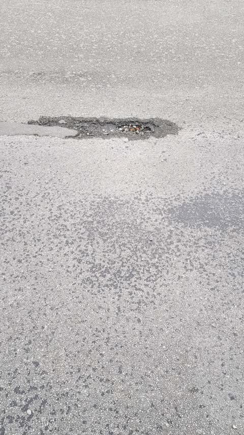 Roading/Streets, a report photo
