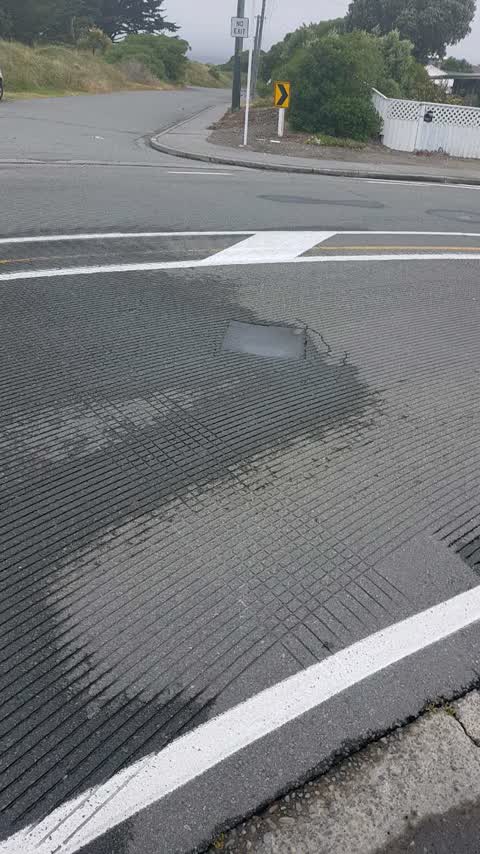 Roading/Streets, a report photo