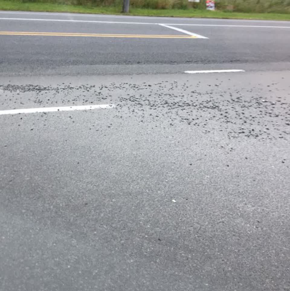 The photograph attached to this roading/streets report