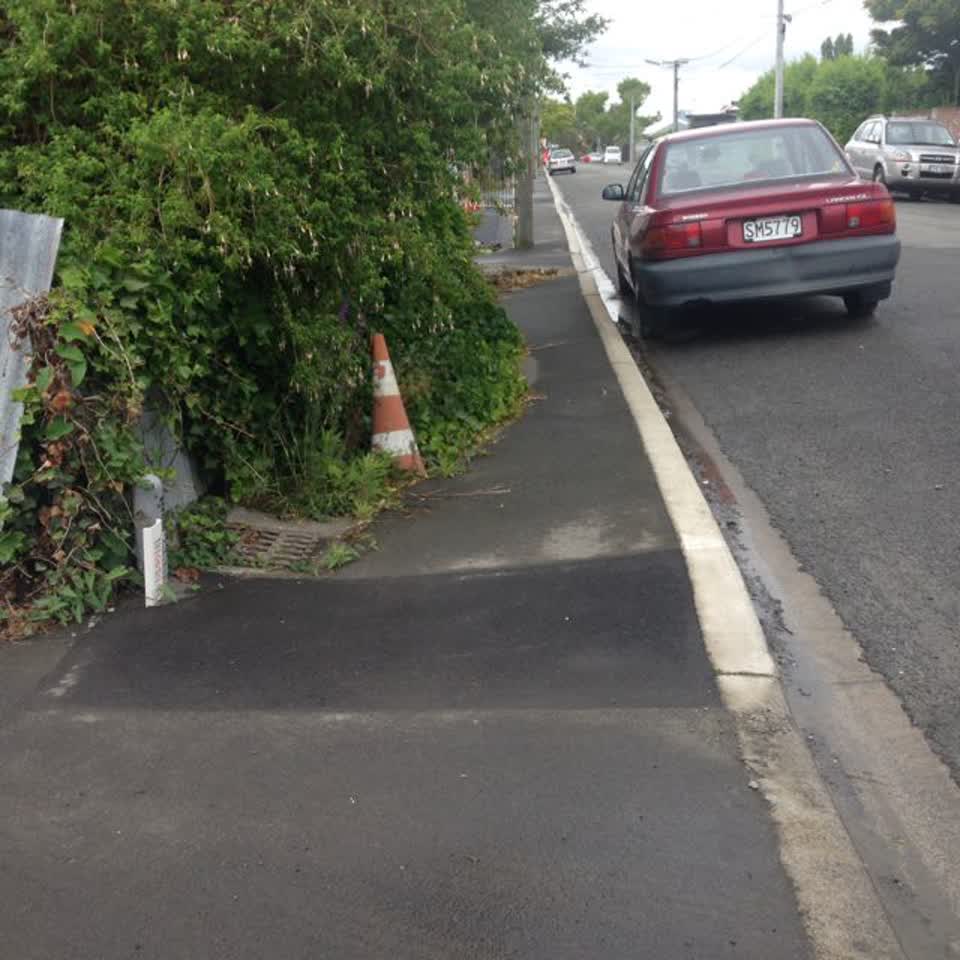 The photograph attached to this roading/streets report