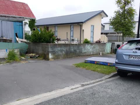Rubbish/Recycling, a report photo