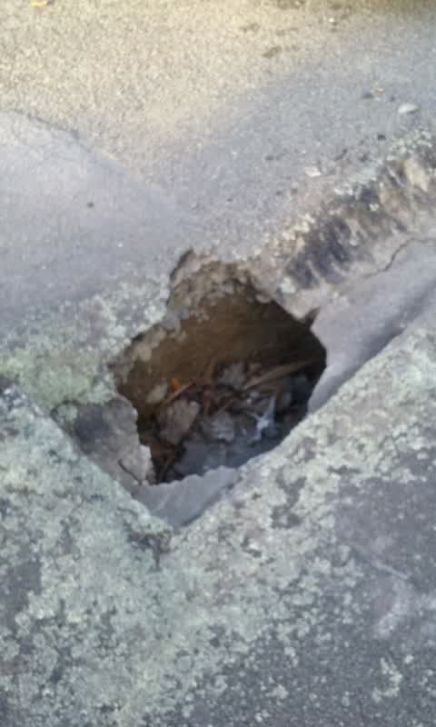 Roading/Streets, a report photo