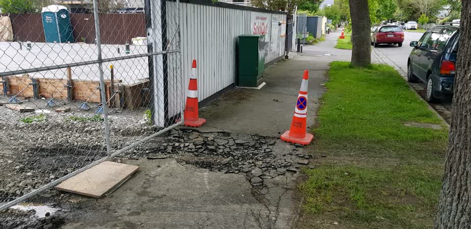 The photograph attached to this roading/streets report