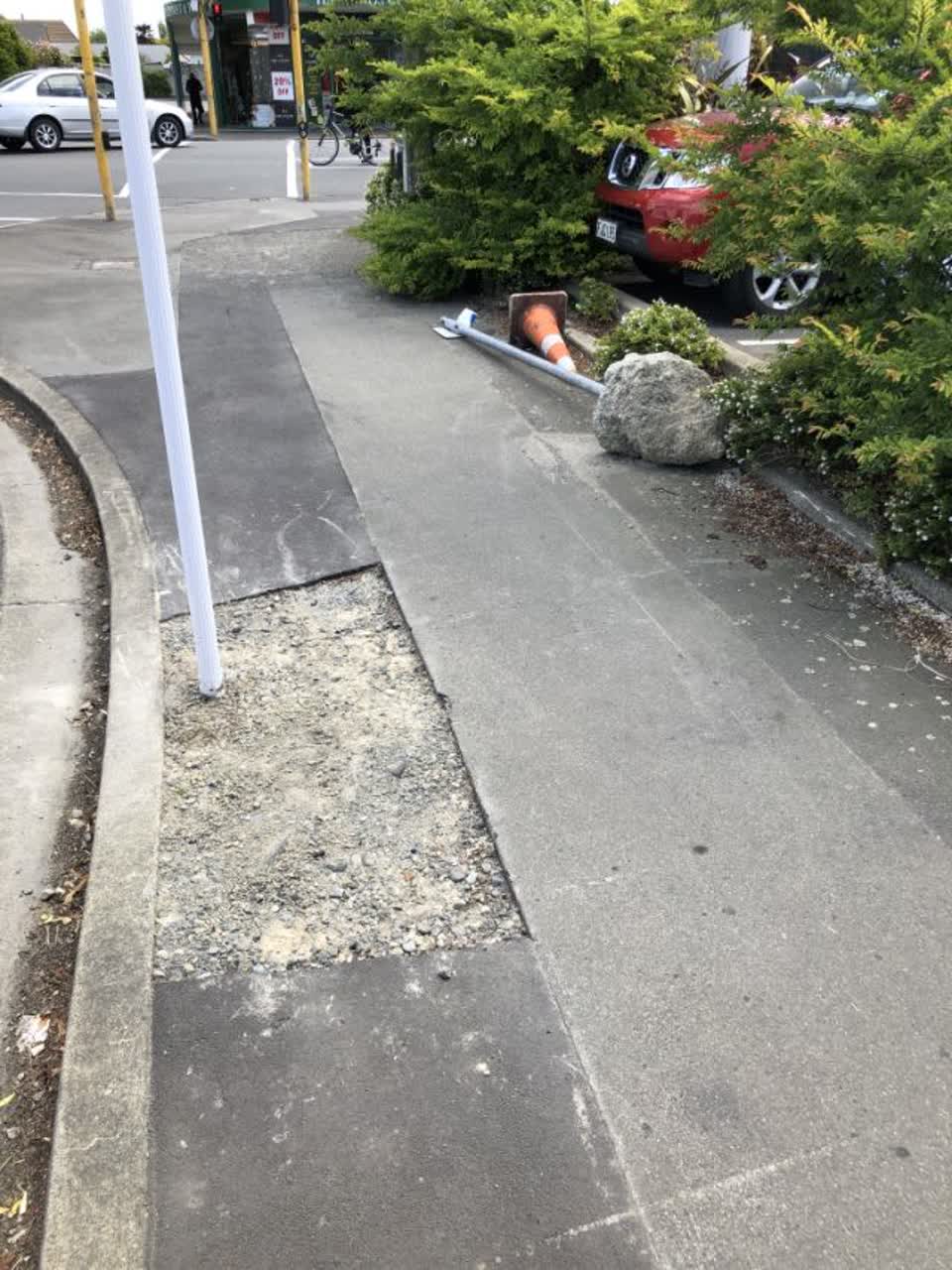 The photograph attached to this roading/streets report