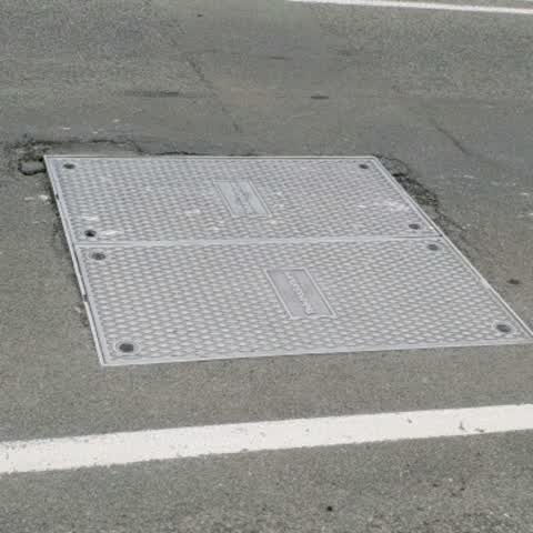 Roading/Streets, a report photo