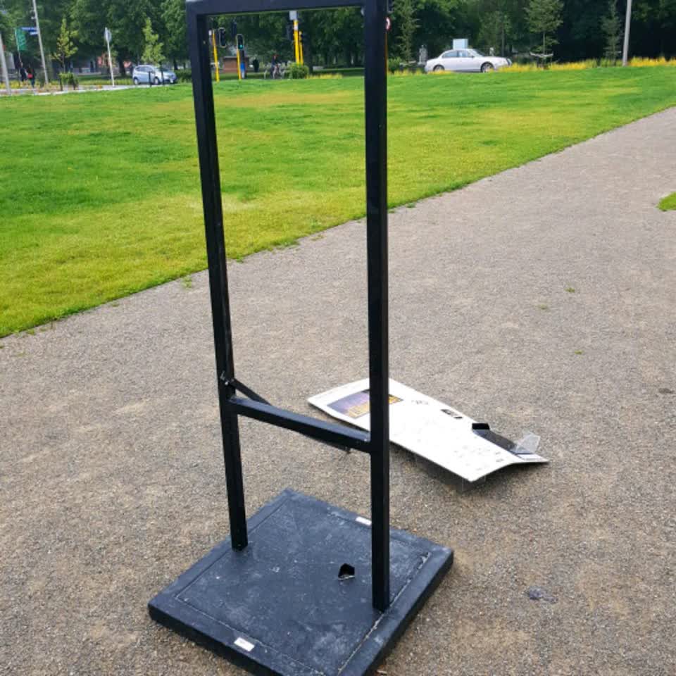 The photograph attached to this parks report