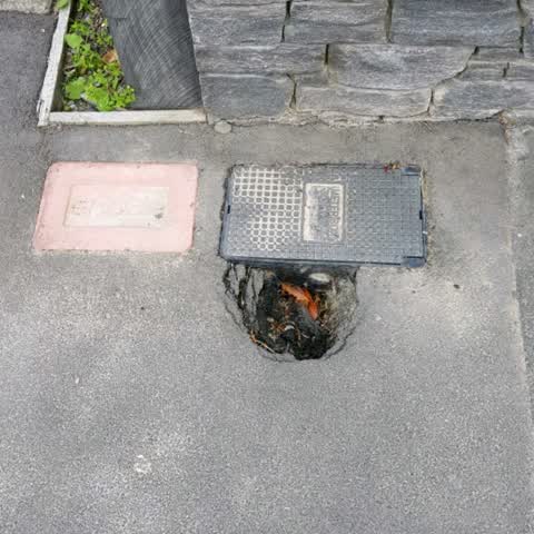 Roading/Streets, a report photo