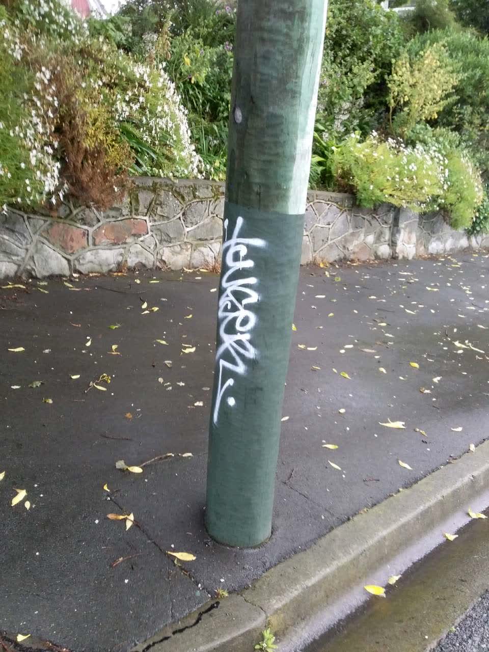 The photograph attached to this graffiti report