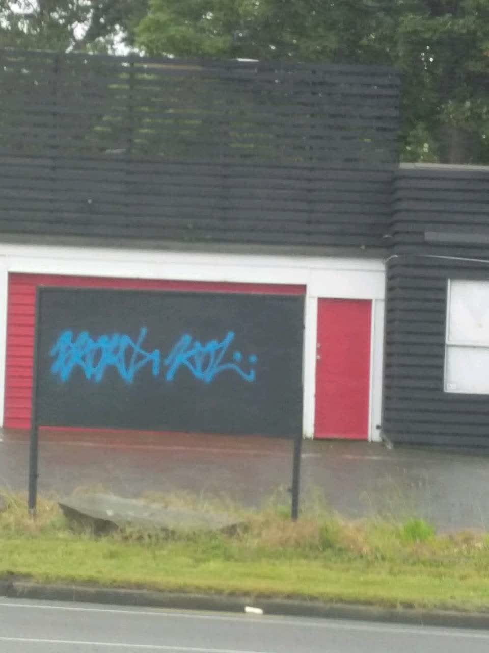 The photograph attached to this graffiti report