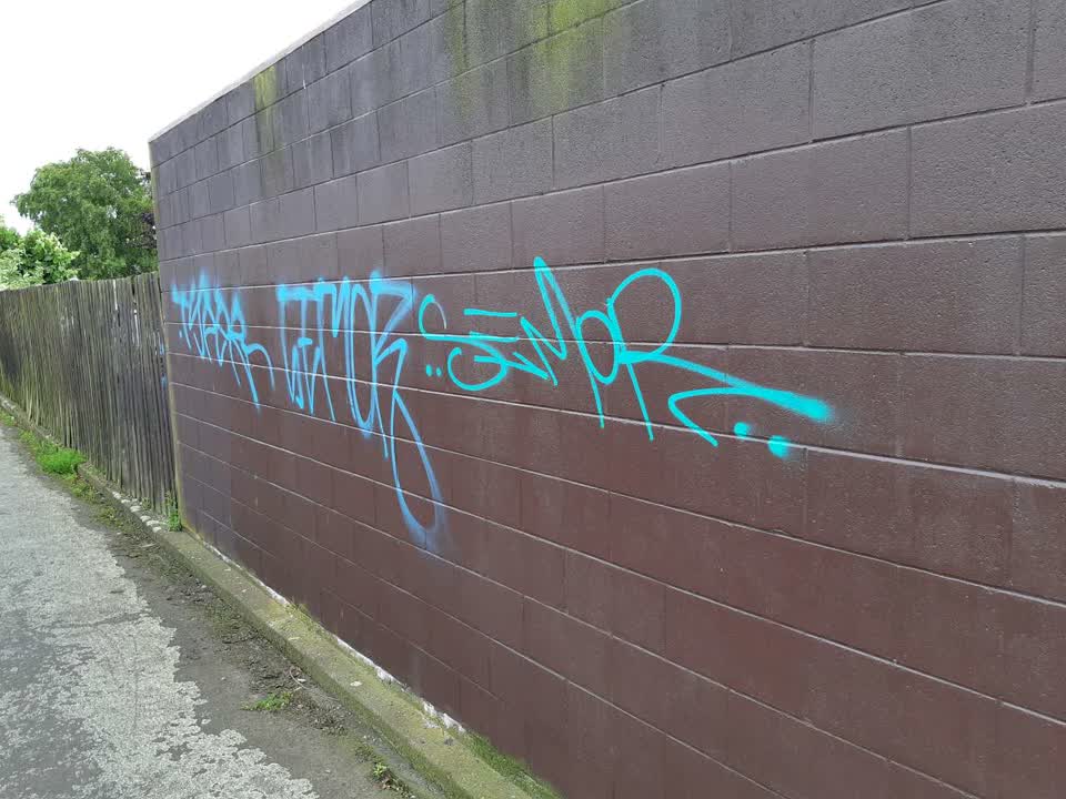 The photograph attached to this graffiti report