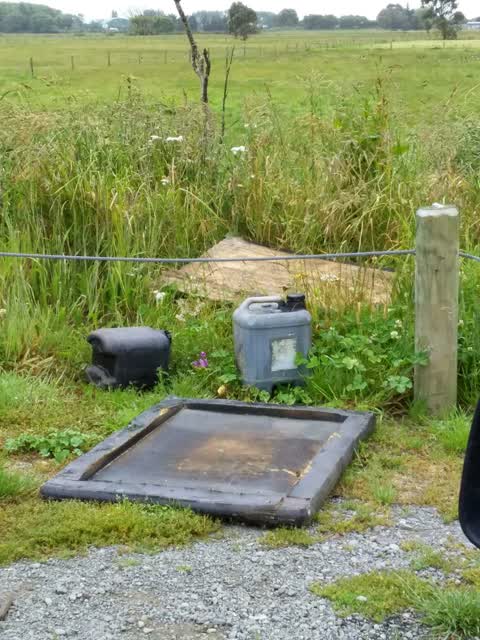 Rubbish/Recycling, a report photo