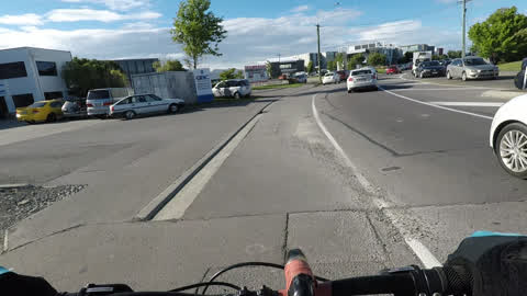 Roading/Streets, a report photo
