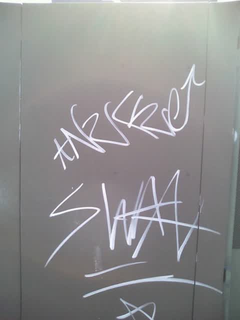 Graffiti, a report photo