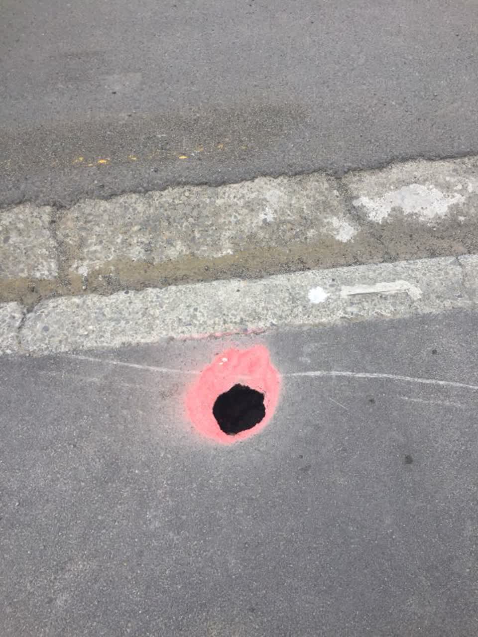 The photograph attached to this roading/streets report