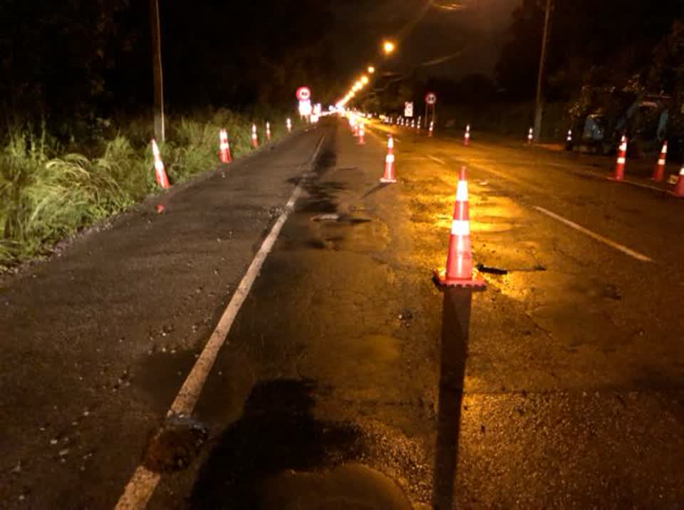 The photograph attached to this roading/streets report