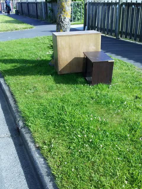 Rubbish/Recycling, a report photo