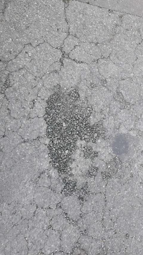Roading/Streets, a report photo