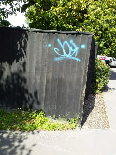 Graffiti, a report photo