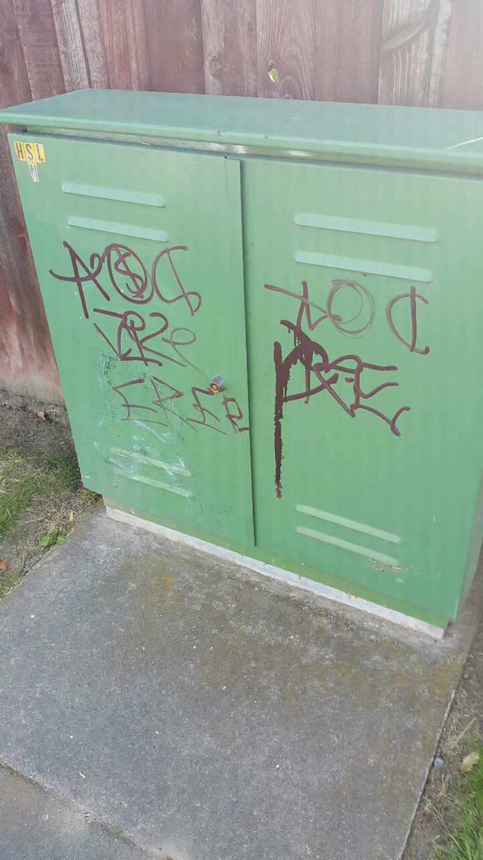 The photograph attached to this graffiti report