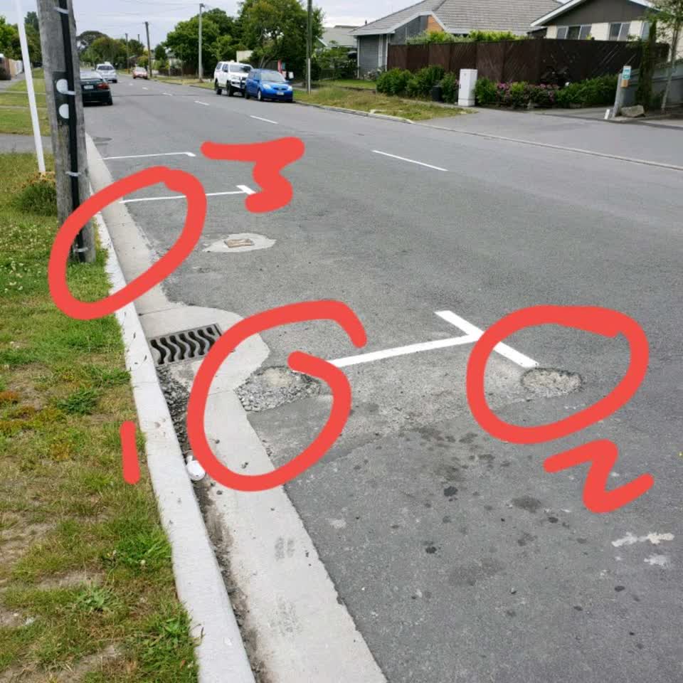 The photograph attached to this roading/streets report