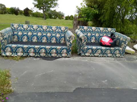 Rubbish/Recycling, a report photo