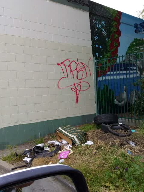 Graffiti, a report photo