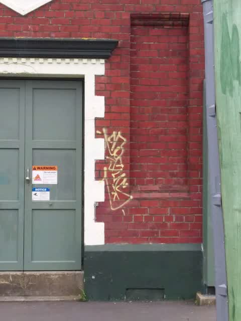 Graffiti, a report photo