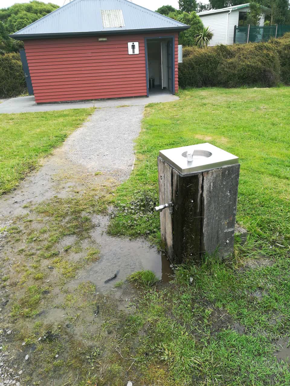 The photograph attached to this water supply report